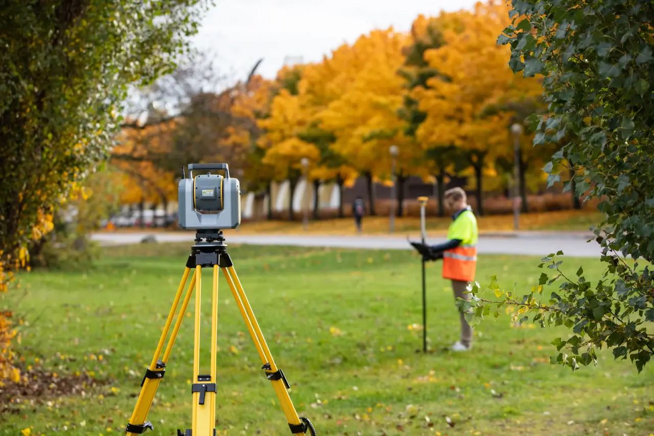 SX12_Surveying